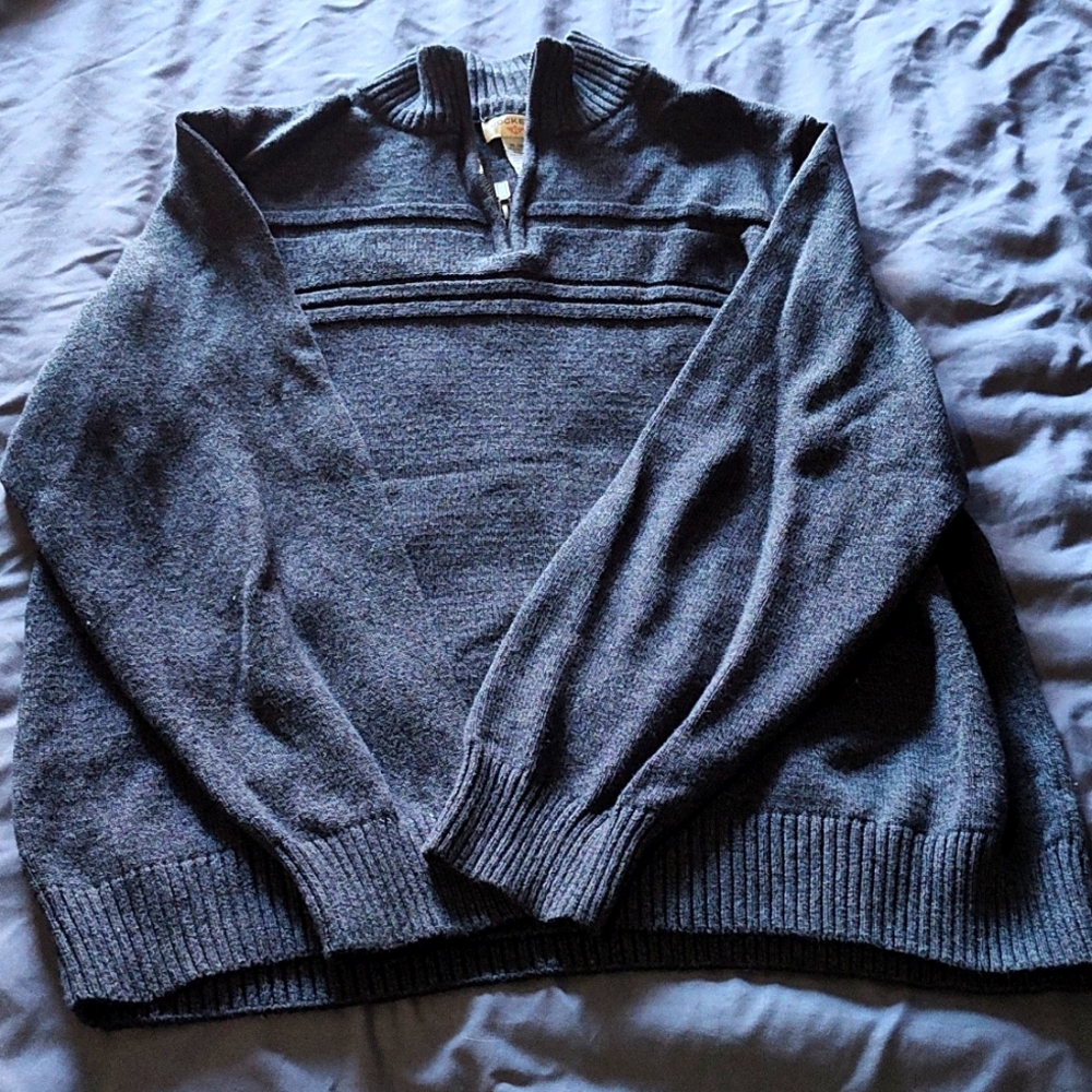 Gray docker's sweater
